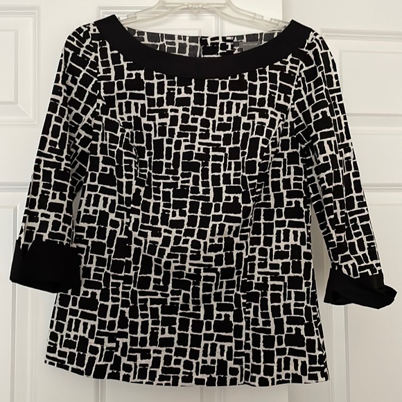 Ann Taylor boat neck geometric pattern 3/4 sleeve top - Picture 1 of 5